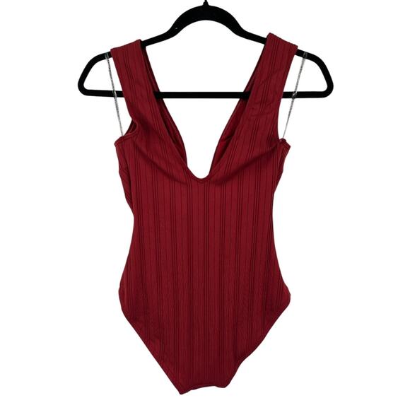 Vince Camuto bathing suit standard plunge v neck one piece red size 6 - Picture 4 of 7